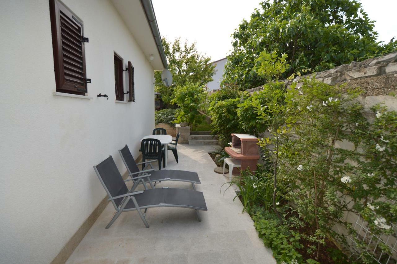 Apartment "Monte" Pula Buitenkant foto